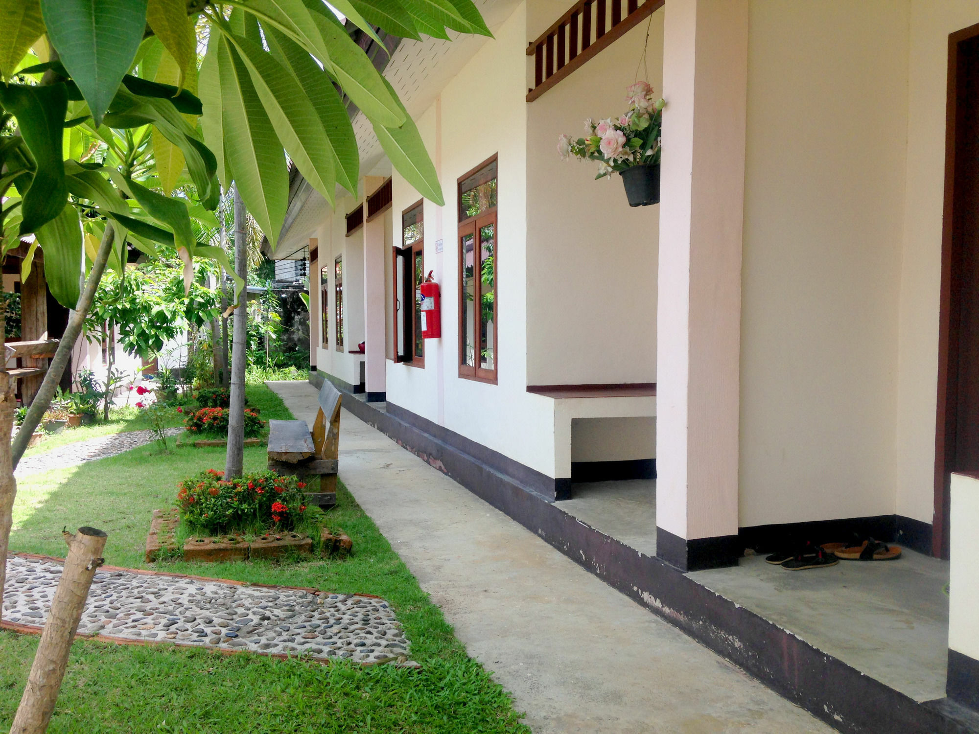 โรงแรมปายลิฟอเนีย ภายนอก รูปภาพ