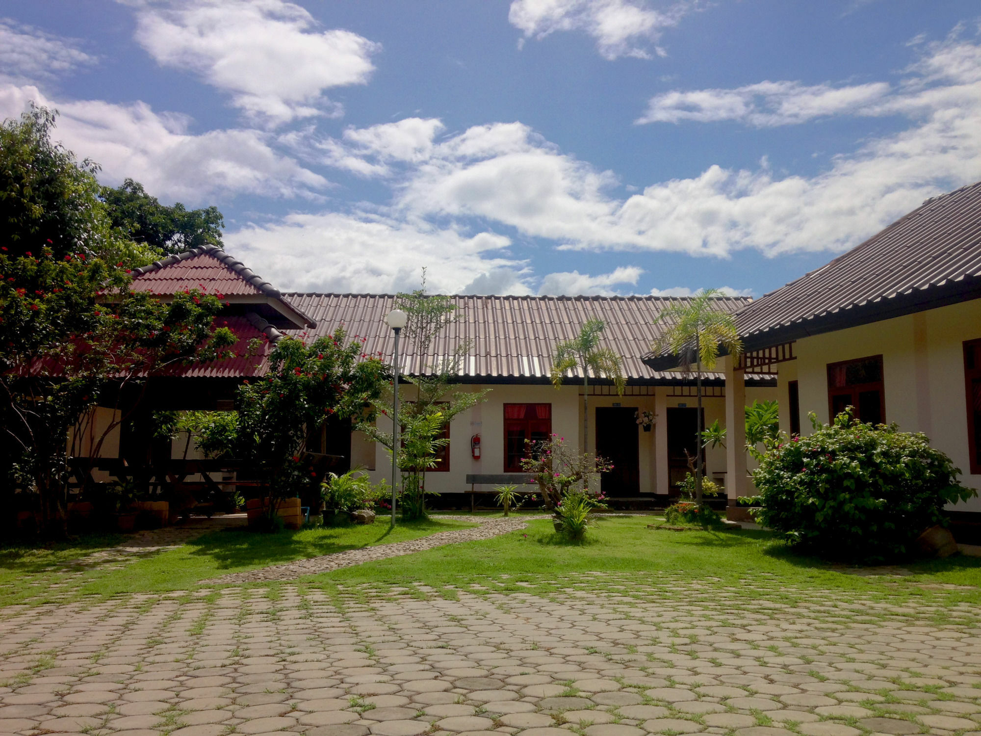 โรงแรมปายลิฟอเนีย ภายนอก รูปภาพ